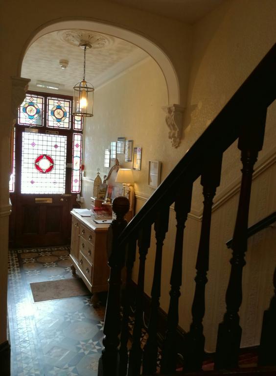 The Aidan Guest House 스트렛포드-어폰-에이본 외부 사진